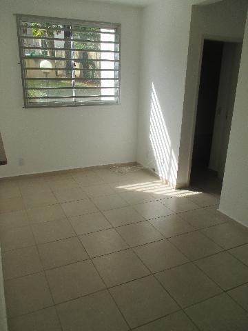 Alugar Apartamentos / Padrão em Ribeirão Preto R$ 680,00 - Foto 2