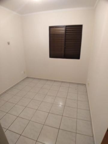 Alugar Apartamentos / Padrão em Ribeirão Preto R$ 1.200,00 - Foto 5