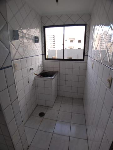Alugar Apartamentos / Padrão em Ribeirão Preto R$ 1.200,00 - Foto 10