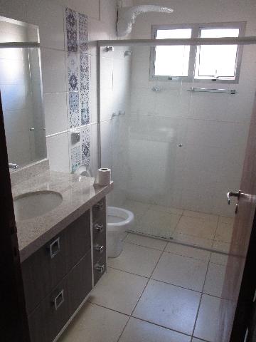 Alugar Casas / Condomínio em Bonfim Paulista R$ 1.800,00 - Foto 14