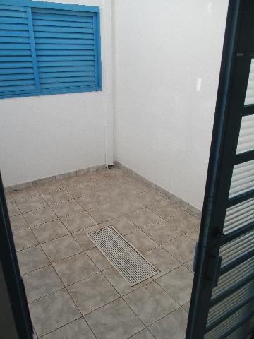 Alugar Casas / Padrão em Ribeirão Preto R$ 1.200,00 - Foto 10