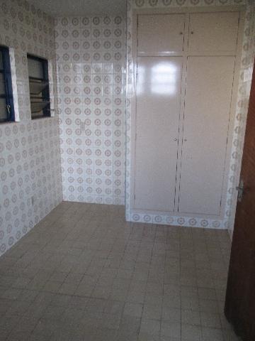 Alugar Apartamentos / Padrão em Ribeirão Preto R$ 850,00 - Foto 4