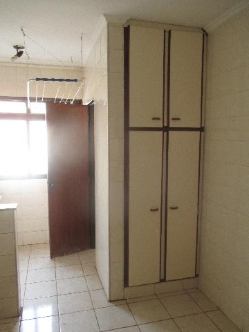 Alugar Apartamentos / Padrão em Ribeirão Preto R$ 1.200,00 - Foto 5