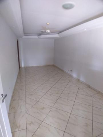 Alugar Casas / Condomínio em Ribeirão Preto R$ 2.000,00 - Foto 1
