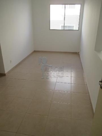 Alugar Apartamentos / Padrão em Ribeirão Preto R$ 750,00 - Foto 1