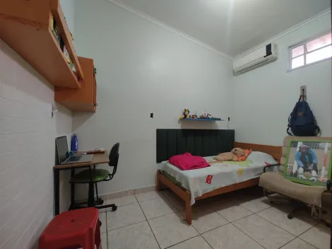 Alugar Casas / Padrão em Ribeirão Preto R$ 1.000,00 - Foto 26