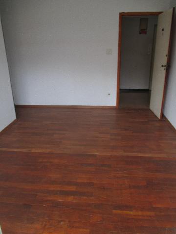 Alugar Apartamentos / Padrão em Ribeirão Preto R$ 1.300,00 - Foto 5