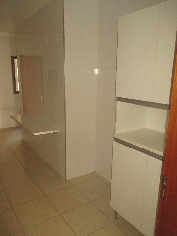 Alugar Apartamentos / Padrão em Ribeirão Preto R$ 2.000,00 - Foto 14