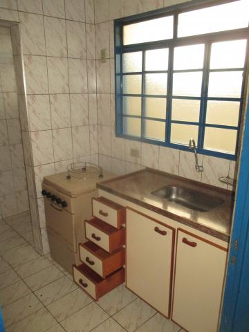 Alugar Apartamentos / Kitchenet / Flat em Ribeirão Preto R$ 750,00 - Foto 5