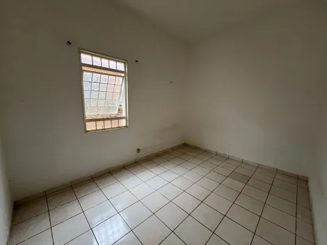 Alugar Casas / Padrão em Ribeirão Preto R$ 1.200,00 - Foto 9