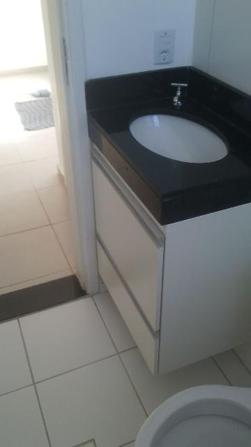 Alugar Apartamentos / Padrão em Ribeirão Preto R$ 1.000,00 - Foto 4