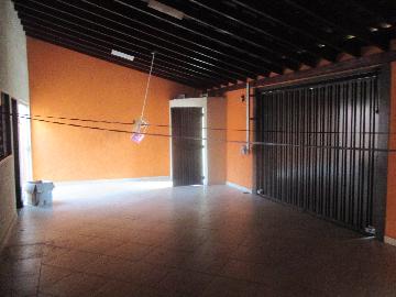 Alugar Casas / Padrão em Ribeirão Preto R$ 1.500,00 - Foto 1