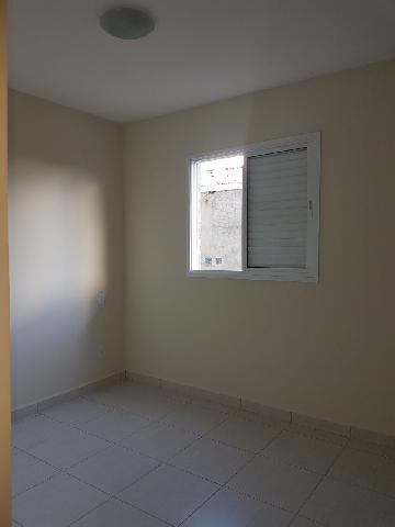 Alugar Apartamentos / Padrão em Bonfim Paulista R$ 900,00 - Foto 4