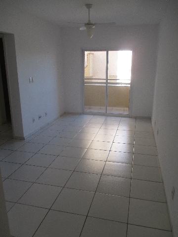 Alugar Apartamentos / Padrão em Ribeirão Preto R$ 1.100,00 - Foto 1