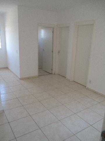 Alugar Apartamentos / Padrão em Ribeirão Preto R$ 650,00 - Foto 1