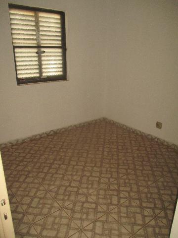 Alugar Apartamentos / Padrão em Ribeirão Preto R$ 600,00 - Foto 5