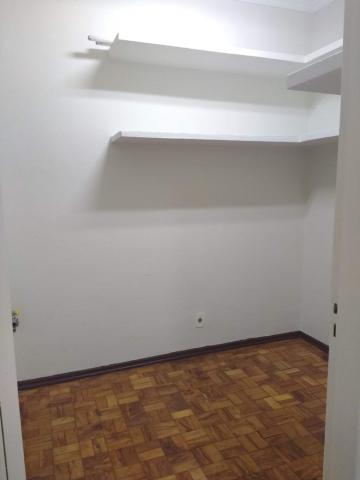 Alugar Apartamentos / Padrão em Ribeirão Preto R$ 1.400,00 - Foto 5