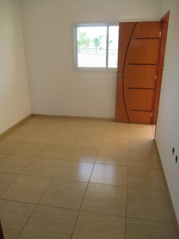 Alugar Apartamentos / Padrão em Ribeirão Preto R$ 1.000,00 - Foto 1