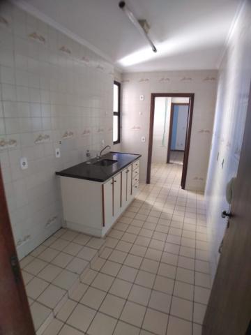 Alugar Apartamentos / Padrão em Ribeirão Preto R$ 1.500,00 - Foto 5