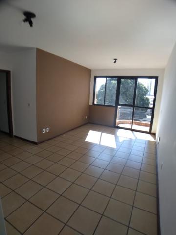 Alugar Apartamentos / Padrão em Ribeirão Preto R$ 1.500,00 - Foto 1