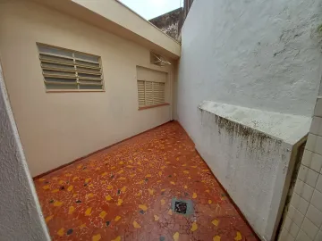 Alugar Casas / Padrão em Ribeirão Preto R$ 1.500,00 - Foto 13