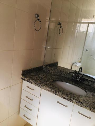 Alugar Apartamentos / Padrão em Ribeirão Preto R$ 1.550,00 - Foto 16