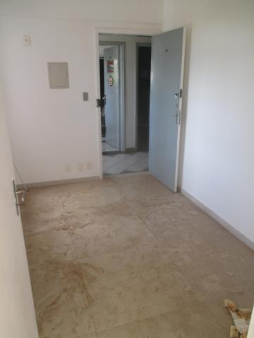 imagem 1 - Sala comercial de 37m² com 02 lavabos para locação - Centro imagem 1 - Sala comercial de 37m² com 02 lavabos para locação - Centro