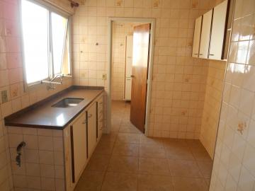 Alugar Apartamentos / Padrão em Ribeirão Preto R$ 800,00 - Foto 3