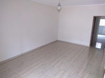 Alugar Casas / Padrão em Bonfim Paulista R$ 1.400,00 - Foto 3