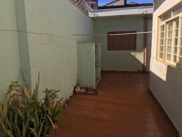Comprar Casas / Padrão em Ribeirão Preto R$ 300.000,00 - Foto 1