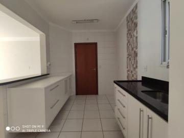 Alugar Apartamentos / Padrão em Ribeirão Preto R$ 1.800,00 - Foto 9