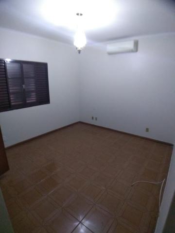 Alugar Apartamentos / Padrão em Ribeirão Preto R$ 1.100,00 - Foto 3