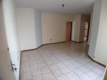 Alugar Apartamentos / Padrão em Ribeirão Preto R$ 1.180,00 - Foto 1