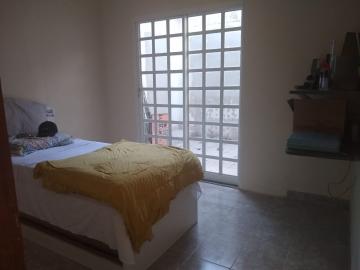 Alugar Casas / Padrão em Ribeirão Preto R$ 1.000,00 - Foto 12