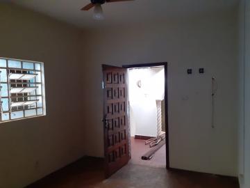 Comprar Casas / Padrão em Ribeirão Preto R$ 450.000,00 - Foto 3