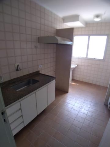 Alugar Apartamentos / Padrão em Ribeirão Preto R$ 550,00 - Foto 5