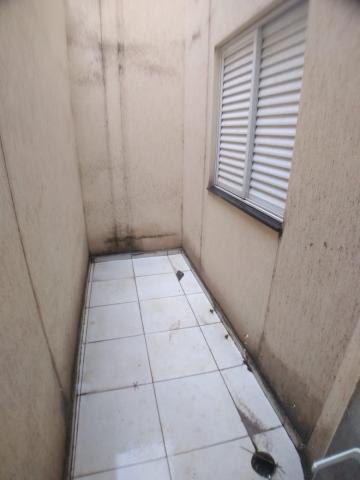 Alugar Apartamentos / Padrão em Ribeirão Preto R$ 1.350,00 - Foto 4