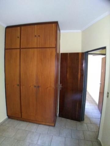 Alugar Apartamentos / Padrão em Ribeirão Preto R$ 980,00 - Foto 8