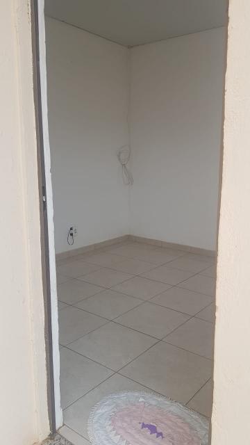 Alugar Casas / Padrão em São Simão R$ 1.200,00 - Foto 7