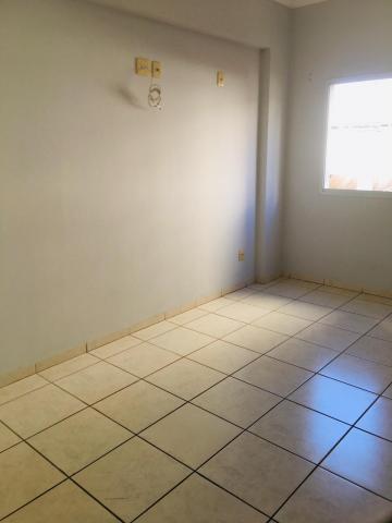 Alugar Apartamentos / Padrão em Ribeirão Preto R$ 950,00 - Foto 21