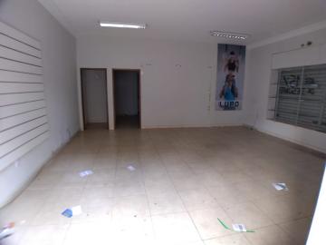 Alugar Comercial / Casa Comercial em Ribeirão Preto R$ 2.800,00 - Foto 2