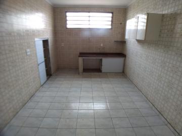 Alugar Casas / Padrão em Ribeirão Preto R$ 1.500,00 - Foto 14