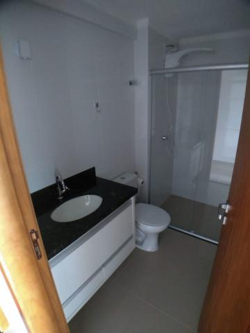 Alugar Apartamentos / Padrão em Ribeirão Preto R$ 1.600,00 - Foto 9