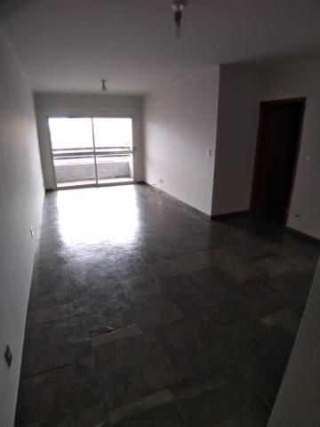 Alugar Apartamentos / Padrão em Ribeirão Preto R$ 1.200,00 - Foto 4