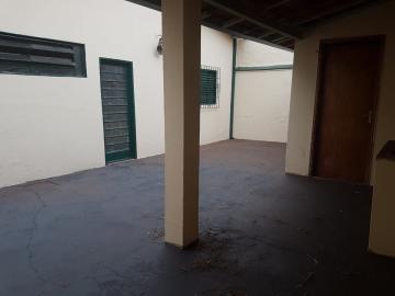 Alugar Casas / Padrão em Ribeirão Preto R$ 870,00 - Foto 15