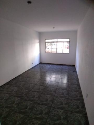 Alugar Apartamentos / Padrão em Ribeirão Preto R$ 800,00 - Foto 2