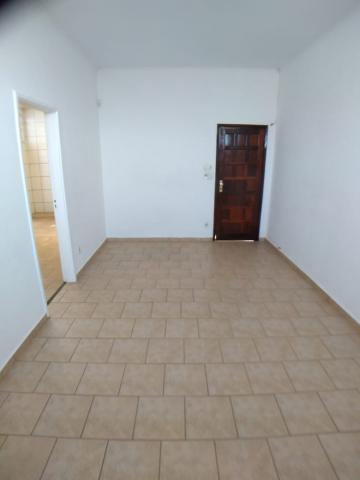 Alugar Casas / Padrão em Ribeirão Preto R$ 2.900,00 - Foto 4