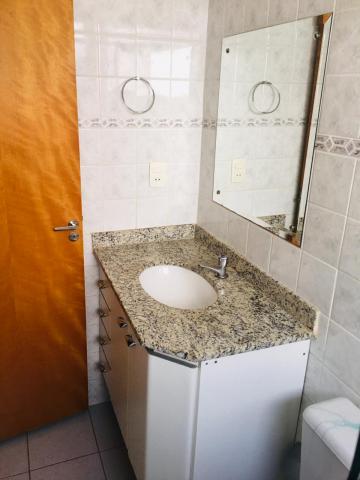 Alugar Apartamentos / Padrão em Ribeirão Preto R$ 900,00 - Foto 4