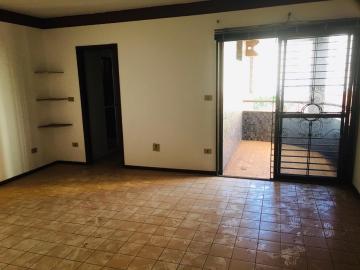 Alugar Apartamentos / Padrão em Ribeirão Preto R$ 700,00 - Foto 1