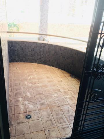 Alugar Apartamentos / Padrão em Ribeirão Preto R$ 700,00 - Foto 4